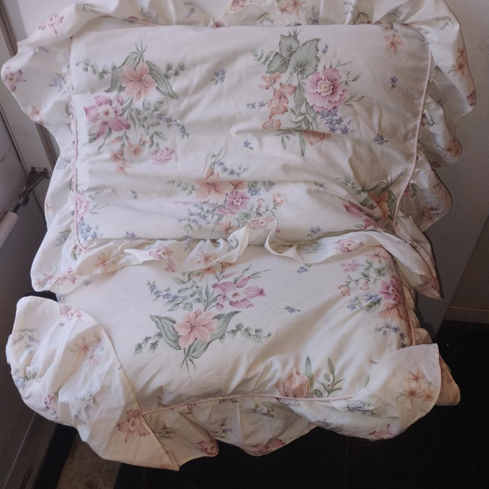 Floral Ruffled Pillowcases
